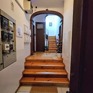 Queiros, 6 Lisbona