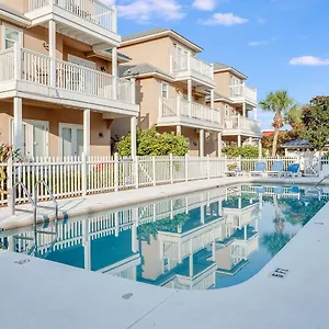 Sand Dollar Holler-pool-close To Beach And Shops! Panama City Beach